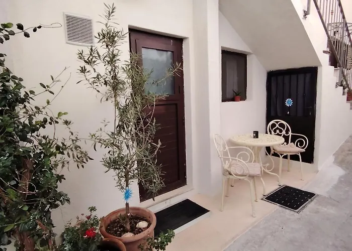 Veli Varos * Split